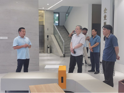 聚焦雙向賦能,深化產教融合 --校黨委書記穆瑞杰帶隊赴豐源和普調研推進豬生物育種研究院建設